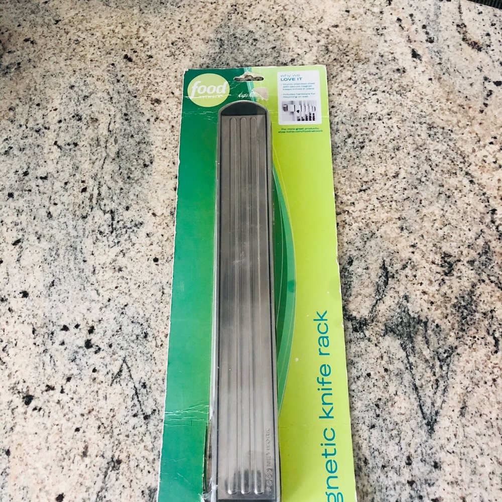 Magnetic Knife Rack - Picture 7 of 8